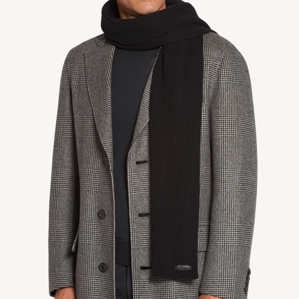 Black Cashmere Scarf, Luxury Men Gifts, Luxury Gift Guide, Man Wearing BNlazer and Scarf, Father's Day